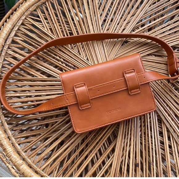 Ecosusi x Anthropologie Brown Leather Belt Bag Adjustable Strap & Buckle Satchel - Picture 5 of 11